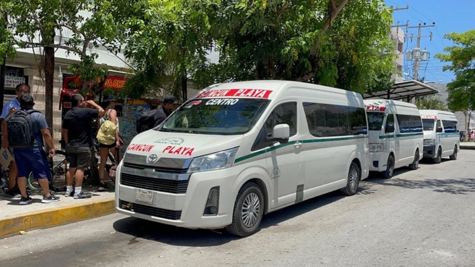transporte en carretera hacia playa del carmen